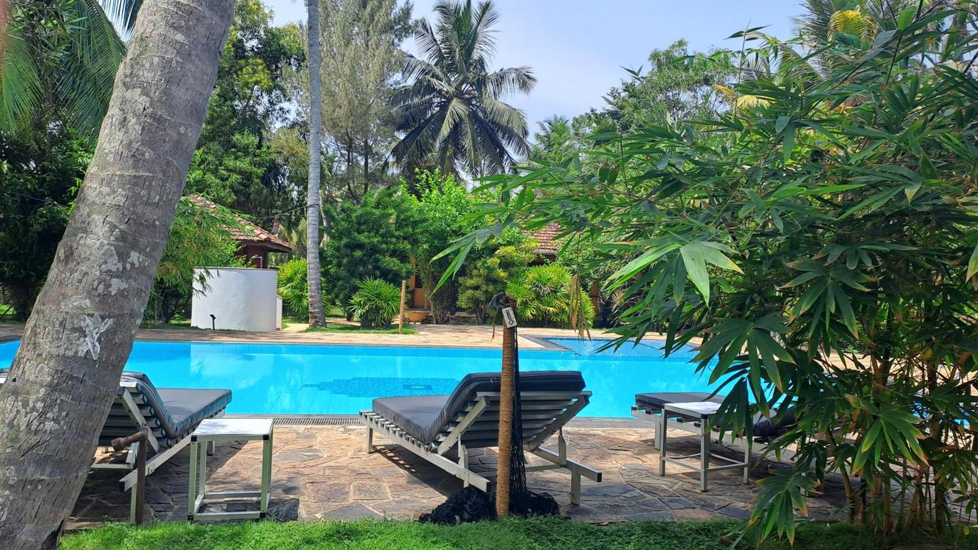 Puetz Travels Beach Resort Wayikkal Exterior photo